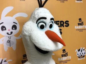 аниматор ростовая кукла снеговик Олаф минск