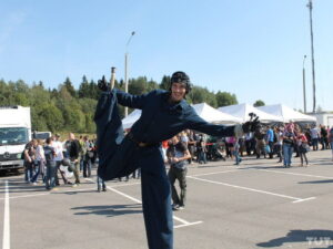 ходулист танкист минск