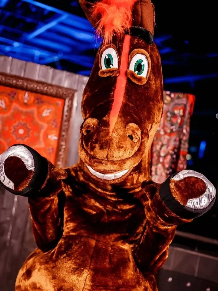 ростовая кукла конь юлий