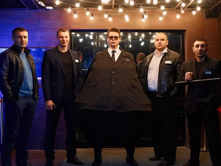 Толстый охранник — изображение 2