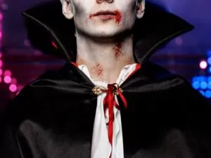 Аниматор Дракула на Хэллоуин 2020 Минск