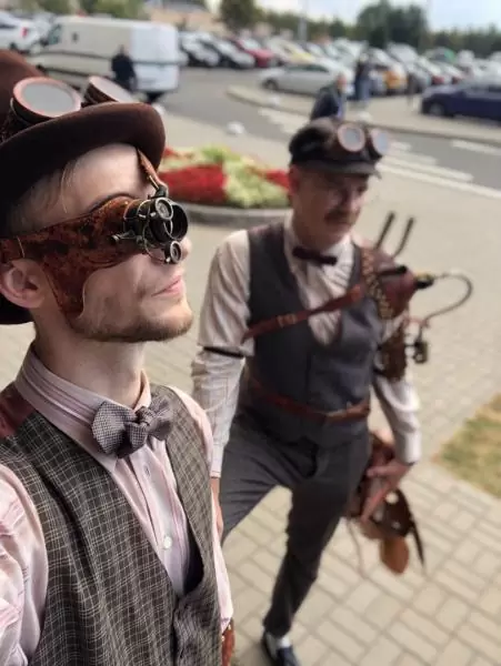 Аниматоры стимпанк в офис