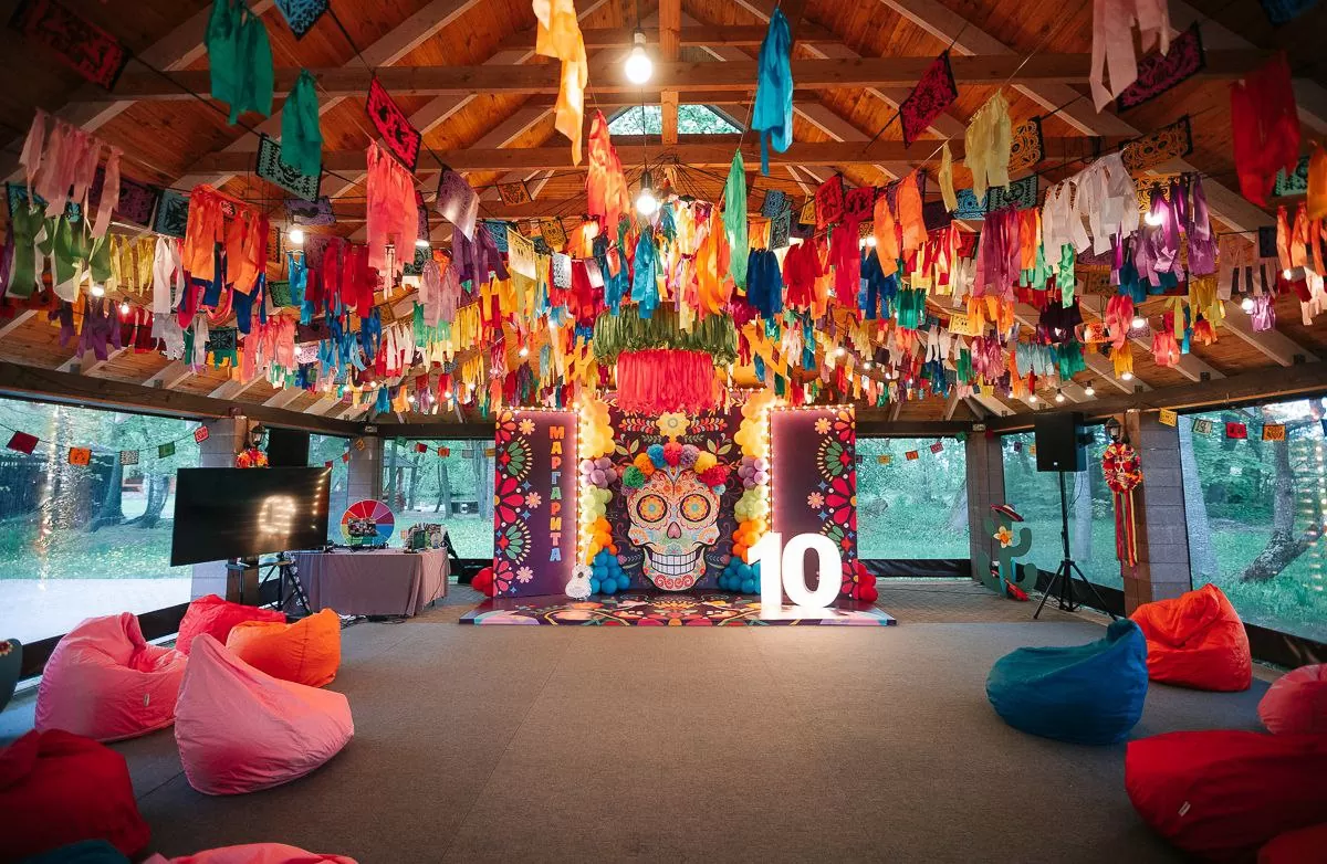 декорации тайна коко минск